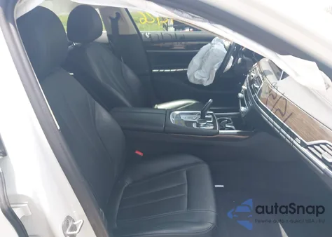 2018 BMW 740I xDrive z USA, uszkodzony, nr VIN WBA7E4C52JGV23797